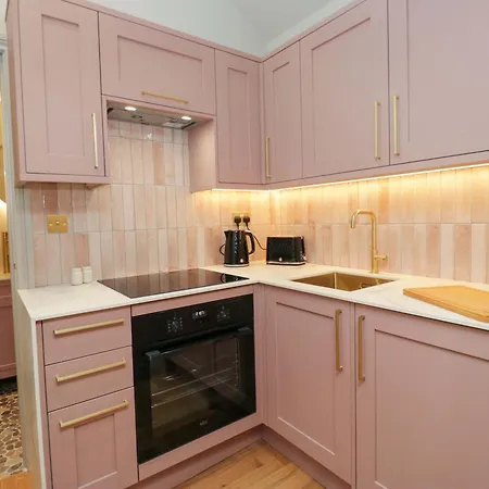 بيت للعطل The Coach House *